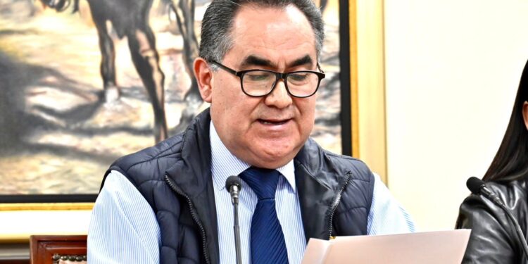 “No puedo pasar a la historia como un rector, en el cual se pisotea la autonomía universitaria”: Jesús Madueña