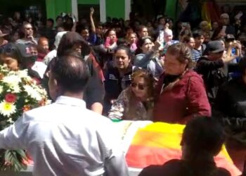 Como una gran reina despiden con baile de zumba a “Violeta Navarrete” en San Miguel Zapotitlán