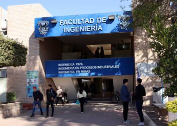 “Está mal que una universidad que forma  abogados esté mintiendo”, Gobernador sobre postura de la UAS ante amparos