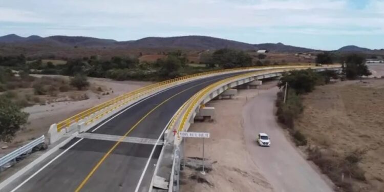 “Que ya pasen los carros”: Rocha al anunciar apertura del puente El Quelite a partir de este lunes