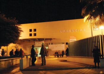 Atacan por la espalda a joven en Navolato; minutos después fallece en el Seguro Social