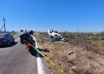 Muere taxista culichi en volcadura en Altata, Navolato