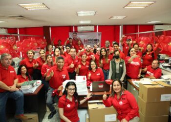 Michel Benítez Uriarte ya recorrió y pintó de rojo todo Sinaloa como candidato para dirigir el STASE