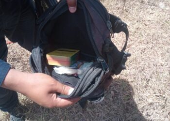 No pudieron alcanzarlo, pero les dejó las drogas