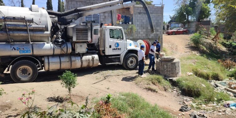JAPAC atiende solicitud de vecinos de la Díaz Ordaz