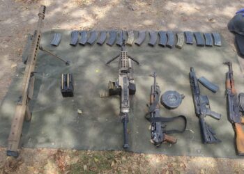 Localiza Ejército armamento y vehículos en La Laguna de Canachi