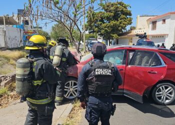 ¡Otras vez! Policías estatales aseguran sólo camioneta y municiones tras persecución