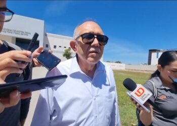 Que se siente bien, pero que los días pasan y aumenta el desgaste físico, afirmó ex alcalde de Mazatlán