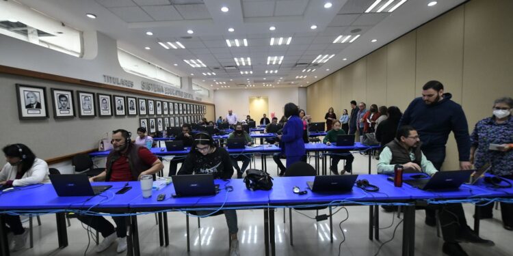Abrirán de nuevo plataforma de preinscripciones en línea