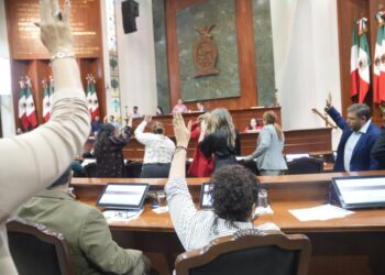 Por nepotismo, diputado del PAS denunciará a director administrativo del Congreso del Estado