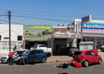 Muere vecino de la Progreso durante una colisión de varios vehículos en la Heróico Colegio Militar