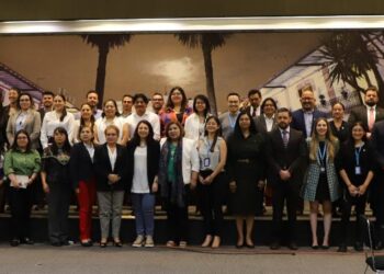 Sinaloa presenta plan piloto de retorno de víctimas de desplazamiento forzado interno ante Gobernación Federal