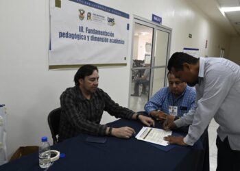 Convocan a universitarios a participar en los Foros Internos del ejercicio de Reforma que encabeza el Dr. Madueña Molina