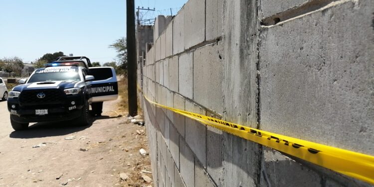 Localizada a desconocido sin vida en Aguaruto