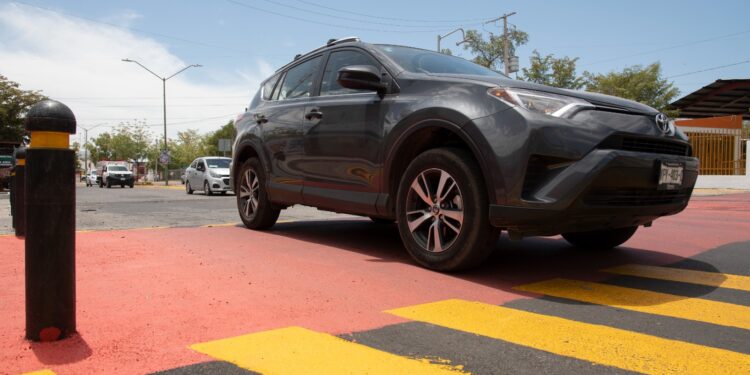 Realizan aplicación de pintura en obra de Entorno Escolar Seguro