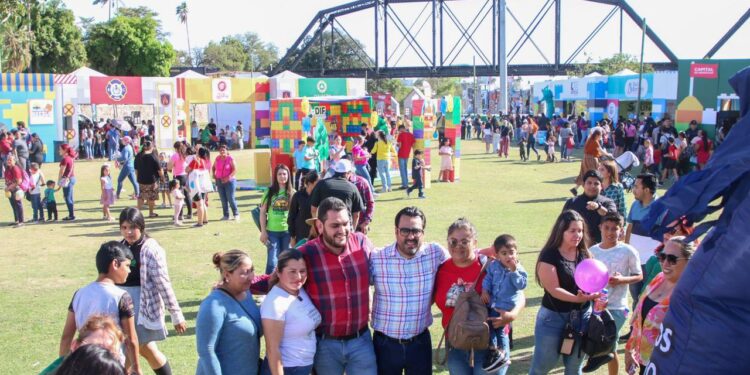 DIF Culiacán celebra el Día de las Niñas y de los Niños en la Fantástica Ciudad del Bienestar