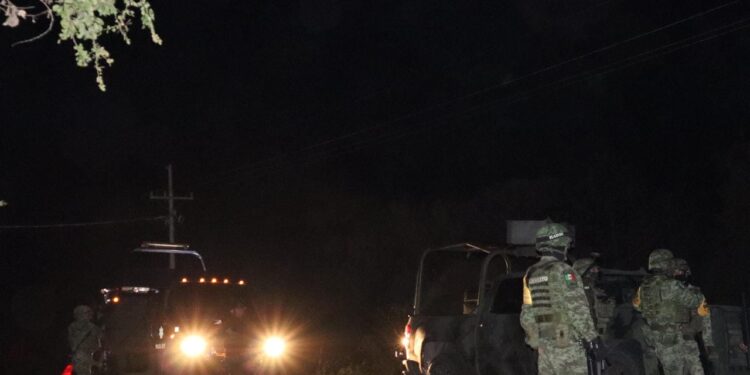 Mueren dos elementos de la Guardia Nacional en un accidente vial en Quilá