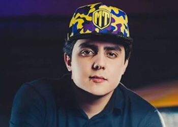 Guardia Nacional nada más amonestó verbalmente a Markitos Toys y lo dejó abordar su avión