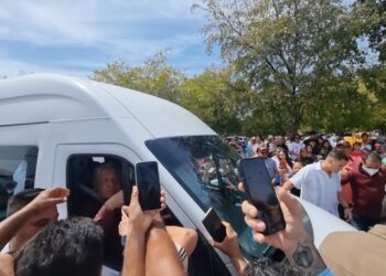 Una posible alianza con el PAS y el asunto de la UAS se resolverá en Sinaloa: AMLO