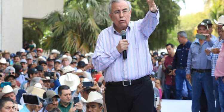 “Lo voy a pensar” dice Rocha Moya sobre una posible remoción de Jaime Montes de la SAyG