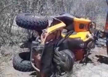 Mueren dos mujeres en volcadura en La Apoma, Badiraguato