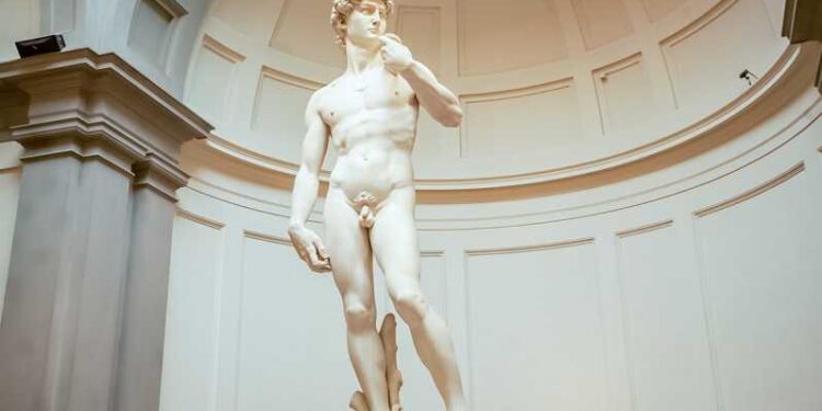 San Judas Tadeo ya se encuentra en Badiraguato, pero esta es la escultura que buscan colocar en Culiacán