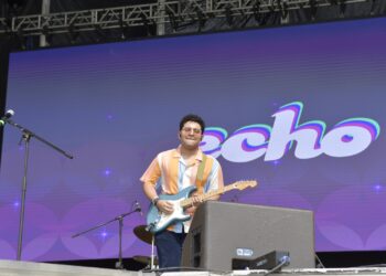 Grupos locales de música amenizan la tarde en el Festival del Globo Culiacán 2023