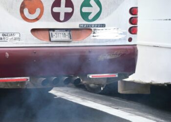 Transporte público requiere una reestructuración para disminuir la contaminación ambiental