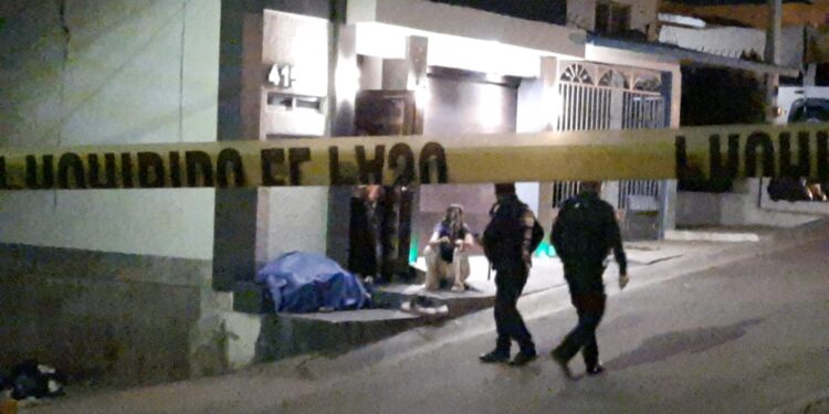 Atentado a balazos deja un muerto y un herido grave en Lomas de San Isidro