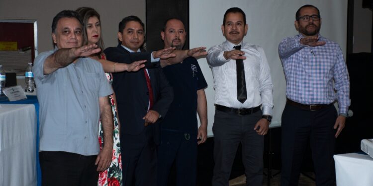 Toma protesta nuevo Consejo Directivo 2023-2025 del Colegio Médico de Sinaloa