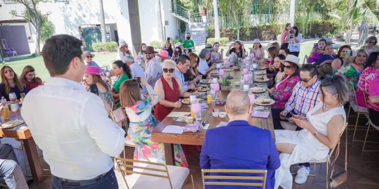 Las mujeres generan desarrollo y crecimiento de nuevas empresas en Sinaloa: Javier Gaxiola