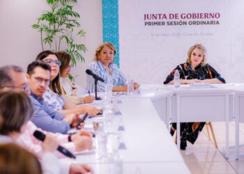 Eneyda Rocha encabeza la primera reunión de la Junta de Gobierno