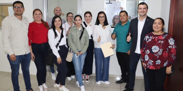 ¡Podrás ser diputado a partir de los 18 años!