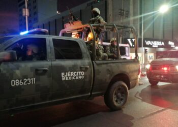 Ante repunte de violencia arriban a Culiacán otros 300 elementos de la SEDENA