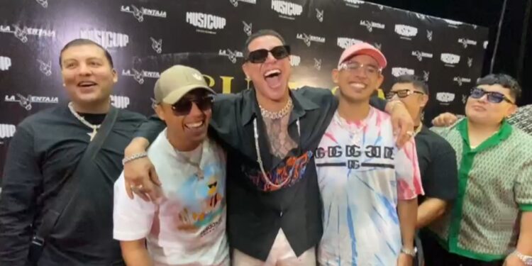 ¿A qué vino Eduin Caz de Grupo Firme a Culiacán? Estuvo en el antro King Night Club