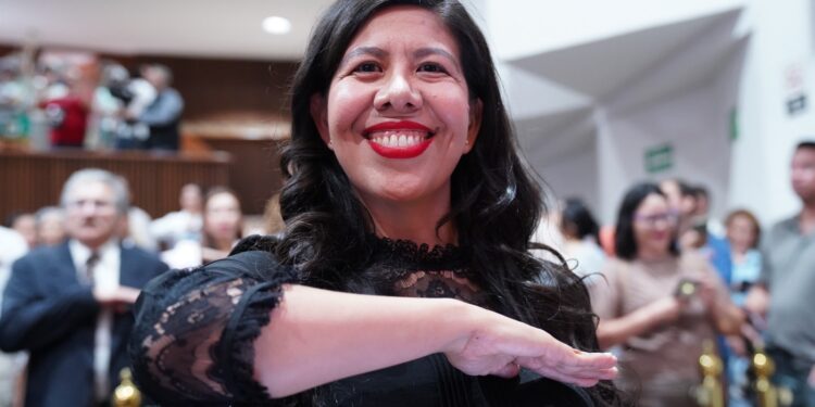 Diputada Deysi Valenzuela renuncia a la bancada del PRI;  Está dispuesta a afrontar facturas políticas