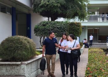 Fortalece la UAS los procesos de gestión y administración bajo el distintivo de calidad