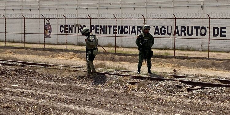 Cesan al director del Penal de Culiacán por el ingreso de visitante prófugo de la justicia