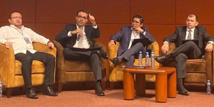 Funcionario de la UAS nunca se ha negado a dar su declaración patrimonial, se amparó contra los actos inconstitucionales de la UIPE, aclara abogado