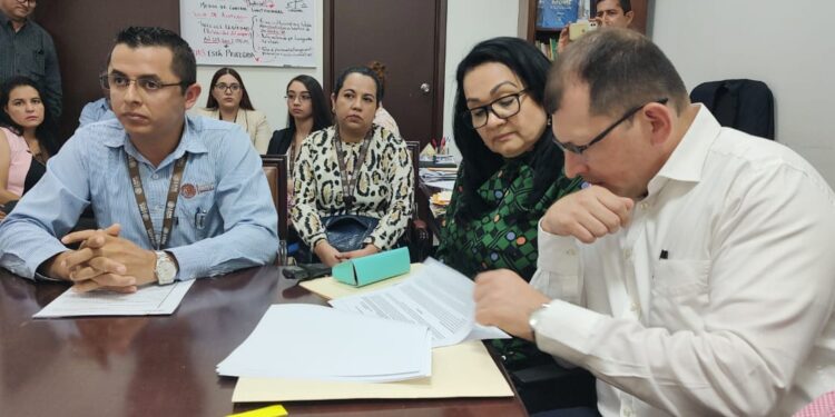 La UAS no se niega a rendir cuentas, es un tema de competencia, señala Abogado General tras nueva visita de empleados de la ASE