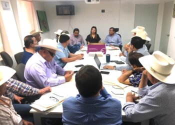 Instala la SAYG mesa de registro y atención a productores de maíz