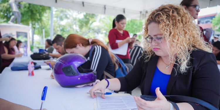 Economía ha colocado a más de 5 mil personas en un empleo formal durante 2023