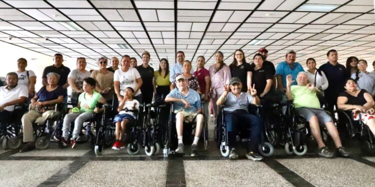 Beneficencia Pública de la Secretaría de Salud entrega apoyos funcionales