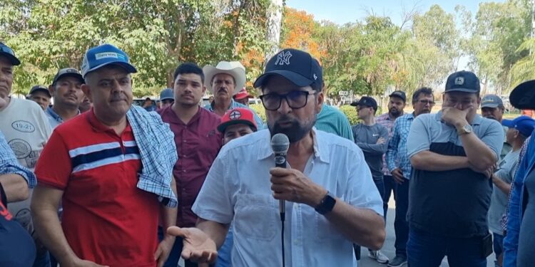 “Recibí llamadas anónimas donde me dicen que nos desalojarán del aeropuerto”: Arnoldo Verdugo