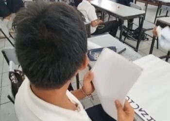 Hospitalizan por golpe de calor a estudiante de secundaria de Culiacán; otros 9 niños sufren vómito