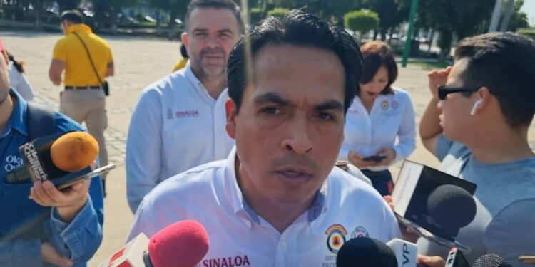 PC se prepara con meteorólogo ante llegada de lluvias la próxima semana en Sinaloa