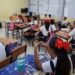 “Es una medida muy acertada, estábamos teniendo muchos golpes de calor”: Maestros y padres de familia ante recorte de calendario escolar