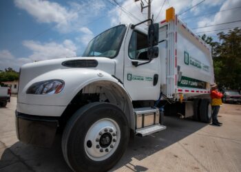 Ayuntamiento de Culiacán pone en operación nuevos camiones de recolección de basura en sindicaturas
