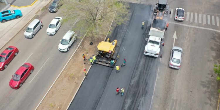 Avanzan trabajos de reencarpetado y bacheo en Culiacán: Alcalde