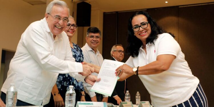 La definitividad es fundamental para el patrimonio laboral de los docentes: Rocha Moya